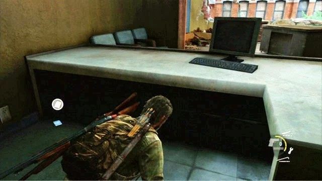 Schody zaprowadzą cie na górę, gdzie stoi duży drewniany blat - Dzielnica biznesowa i Ucieczka z miasta (Pittsburgh) | Artefakty i nieśmiertelniki - The Last of Us - poradnik do gry