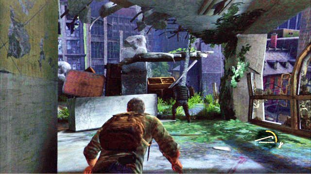 Tuż za rogiem natkniesz się na pierwszego przeciwnika - Śródmieście (mapa) | Peryferia | Solucja The Last of Us - The Last of Us - poradnik do gry