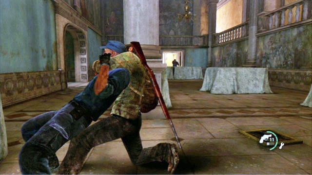 Możesz teraz wrócić do miejsca, gdzie znalazłeś karabin i pozbyć się chodzącego w kółko przeciwnika - Budynek ratusza (mapa) | Peryferia | Solucja The Last of Us - The Last of Us - poradnik do gry