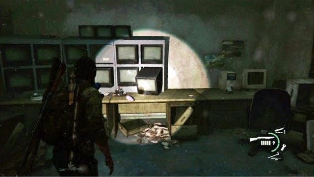 Przepustkę znajdziesz w pokoju ochrony na tym samym piętrze - Hotelowy hol (mapa) | Pittsburgh | Solucja The Last of Us - The Last of Us - poradnik do gry