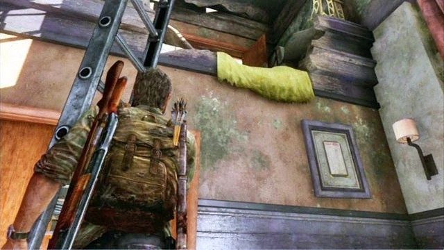 Chwyć ją trójkątem, a następnie podstaw do wyrwy w balustradzie na górze - Hotelowy hol (mapa) | Pittsburgh | Solucja The Last of Us - The Last of Us - poradnik do gry