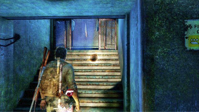 Po zabiciu wszystkich przeciwników, przeszukaj pomieszczenie z prawej, a następnie idź cały czas prosto - Kanały | Przedmieścia | Solucja The Last of Us - The Last of Us - poradnik do gry