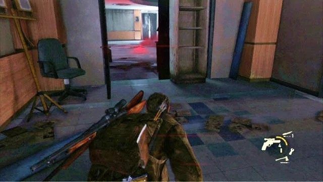 Po jego zakończeniu kieruj się z powrotem do wyjścia, podążając za czerwonymi flarami - Budynek naukowy | Uniwersytet | Solucja The Last of Us - The Last of Us - poradnik do gry