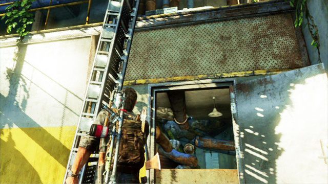Dziewczyna opuści ci wtedy drabinę, która niestety zerwie się pod twoim ciężarem - Tunel (mapa) | Zajezdnia | Solucja The Last of Us - The Last of Us - poradnik do gry