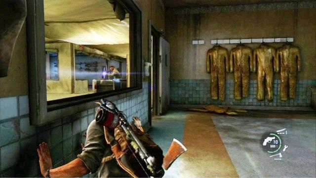 Z korytarza przejdź do pomieszczenia naprzeciwko, następnie opuść je oknem po prawej - Szpital (mapa) | Laboratorium Świetlików | Solucja The Last of Us - The Last of Us - poradnik do gry