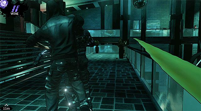 Eliminacja przeciwnika na półpiętrze - Główny hol | Rozdział 1 - Harding Museum | DARK - DARK - poradnik do gry