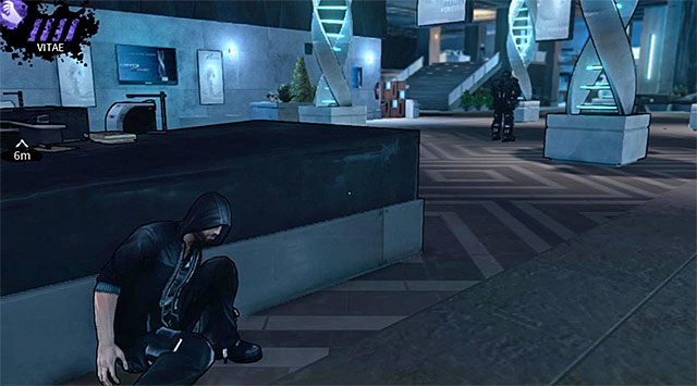 W lobby pozostał już tylko łowca w bardzo ciężkiej zbroi, który podróżuje po centralnej części tej lokacji, pozostając jednak przez cały czas w pobliżu recepcji zlokalizowanej na parterze budynku - Lobby (po pojawieniu się łowców) | Rozdział 5 - Cryogenic | DARK - DARK - poradnik do gry