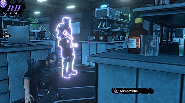 Proponuję ustawić się teraz przy pokazanej na dołączonym screenie lewej zasłonie i zaczekać na przybycie w to miejsce opancerzonego łowcy - Laboratorium | Rozdział 5 - Cryogenic | DARK - DARK - poradnik do gry