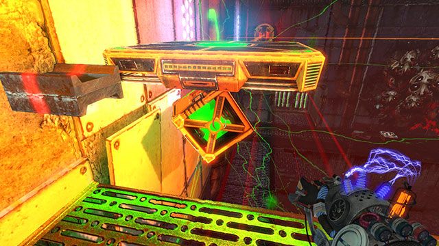 Po wylądowaniu, zabierz przyczepioną do spodu platformy kostkę i wskocz z nią na górę platformy (obrazek powyżej) - Burning Rust | Akt II | Magrunner Dark Pulse - Magrunner: Dark Pulse - poradnik do gry