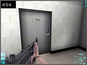 Przyjrzyj się panelowi kontrolnemu zawieszonemu z lewej strony- jak zwykle będzie trzeba jeszcze do niego wrócić - Misja 07 - High Maintenance - Die Hard: Nakatomi Plaza - poradnik do gry