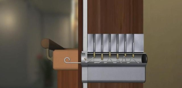 Włamanie - Morderstwo na morzu | Rozdział 2 - Wenecja i podróż - The Raven: Legacy of a Master Thief - poradnik do gry