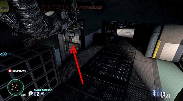 Wyrusz za wspomnianym wyżej przeciwnikiem, wykorzystując w razie potrzeby opcję przebiegania pomiędzy zasłonami do ominięcia oświetlonej części korytarza - Uzyskanie dostępu do systemów obronnych bunkra | Misja 12 - Obiekt F - Tom Clancys Splinter Cell: Blacklist - poradnik do gry