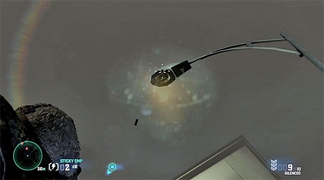 Jedna z latarni - Przedostanie się do pomieszczenia kontrolnego | Misja 3 - Amerykańska konsumpcja - Tom Clancys Splinter Cell: Blacklist - poradnik do gry