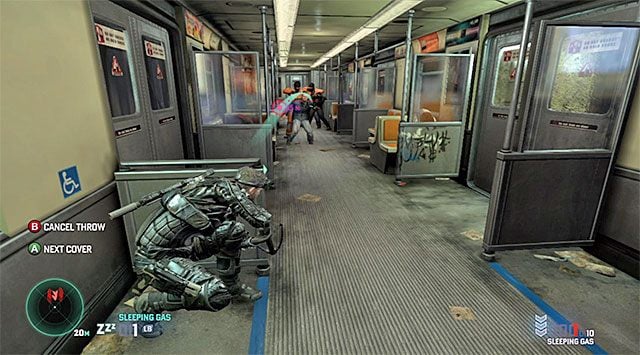 Przejdź do wagonu z ostatnią grupą terrorystów i jak najszybciej ustaw się za zasłoną - Doścignięcie lidera komórki Inżynierów | Misja 7 - Transport - Tom Clancys Splinter Cell: Blacklist - poradnik do gry