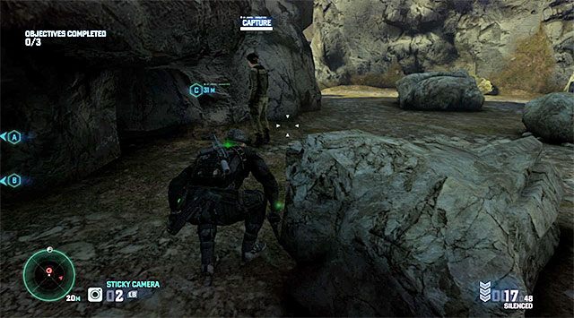W trakcie podejmowania prób zaskoczenia przeciwnika uważaj na miny i na kamerę ochrony - Misje Grim | Cele o dużym znaczeniu (High Value Targets) - Tom Clancys Splinter Cell: Blacklist - poradnik do gry