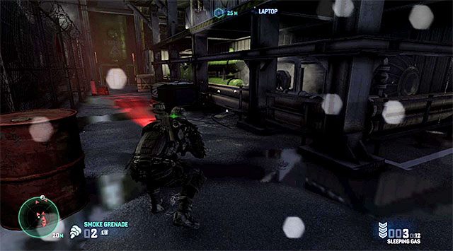 Korytarz z dronem - Przedostanie się na teren gazoportu | Misja 11 - Terminal gazowy - Tom Clancys Splinter Cell: Blacklist - poradnik do gry