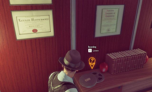 Wysłuchiwanie taśm pozwoli Ci na lepsze poznanie fabuły gry. - 1 - Wizyta w bazie I - Witamy w XCOM - Misje - The Bureau: XCOM Declassified - poradnik do gry