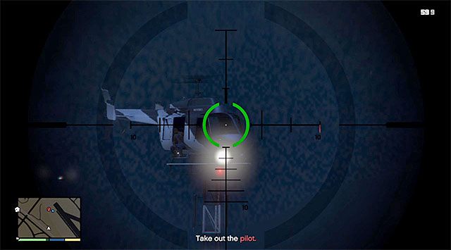 Zaczekaj aż Ron zamontuje bombę na zbiorniku z gazem, będąc gotowym do pozbycia się ostatniego przeciwnika, który nadejdzie od prawej strony - GTA 5: Nerwowy Ron - solucja - GTA 5 - poradnik do gry