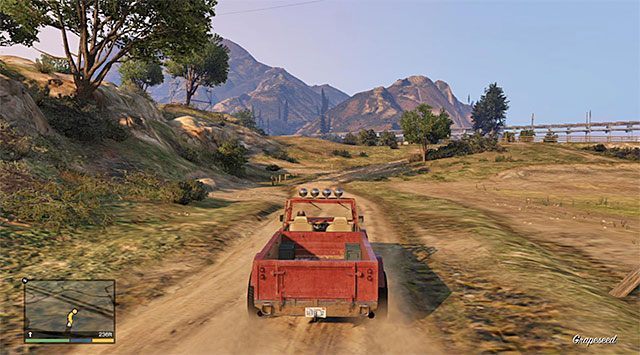 Polna droga prowadząca na farmę - GTA 5: Kryształowy labirynt - solucja - GTA 5 - poradnik do gry