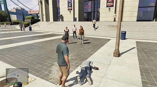 W celu rozpoczęcia opisywanej misji musisz wybrać się do posiadłości Michaela - GTA 5: Chwała lub chała - solucja - GTA 5 - poradnik do gry