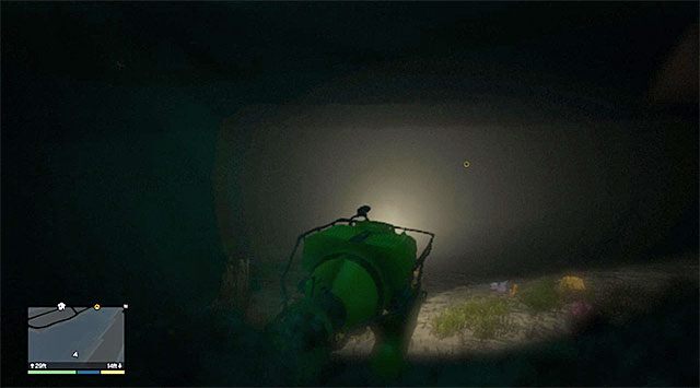 Cel podróży to żółty okrąg znajdujący się pod wodą - GTA 5: Mała podwodna - solucja - GTA 5 - poradnik do gry