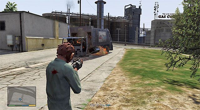 Musisz zniszczyć śmieciarkę po opuszczeniu pola bitwy - GTA 5: Szybka robota 2 - solucja - GTA 5 - poradnik do gry