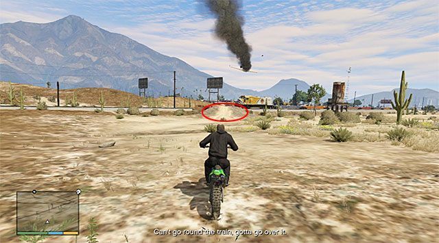 Drugi większy skok czeka Cię w pobliżu lotniska znajdującego się niedaleko miasteczka Sandy Shores - GTA 5: Caida Libre - solucja - GTA 5 - poradnik do gry