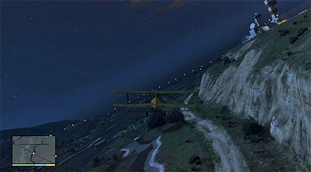 Musisz okrążyć bazę wojskową - GTA 5: Niewielka turbulencja - solucja - GTA 5 - poradnik do gry