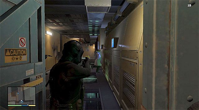 Używaj paralizatora na napotykanych osobach - GTA 5: Małpie figle - solucja - GTA 5 - poradnik do gry