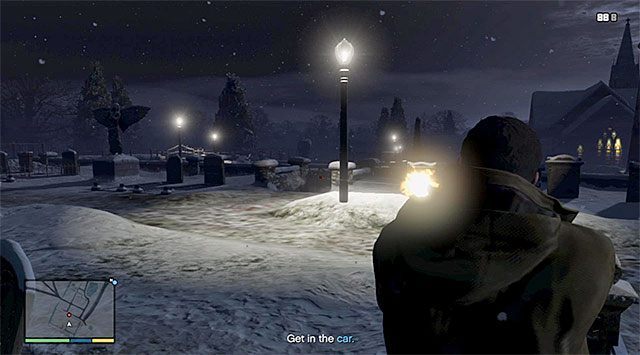 Chowaj się za nagrobkami oraz większymi murkami - GTA 5: Koniec wojennej ścieżki - solucja - GTA 5 - poradnik do gry
