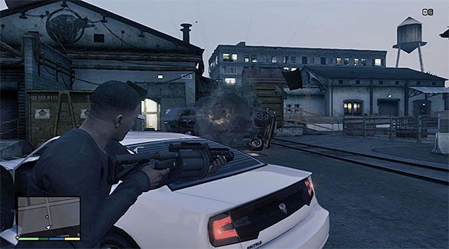 Rozpraw się z przeciwnikami przebywającymi na placu - GTA 5: Świeże mięso - solucja - GTA 5 - poradnik do gry