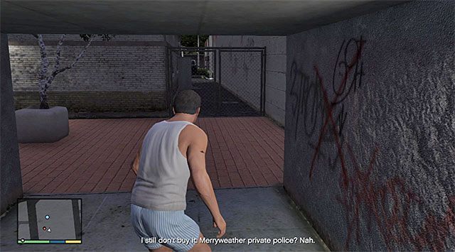 Poszukiwana furgonetka stoi na parkingu przylegającym do komisariatu policji w dzielnicy Rancho w południowej części miasta - GTA 5: Kolczatki - solucja - GTA 5 - poradnik do gry