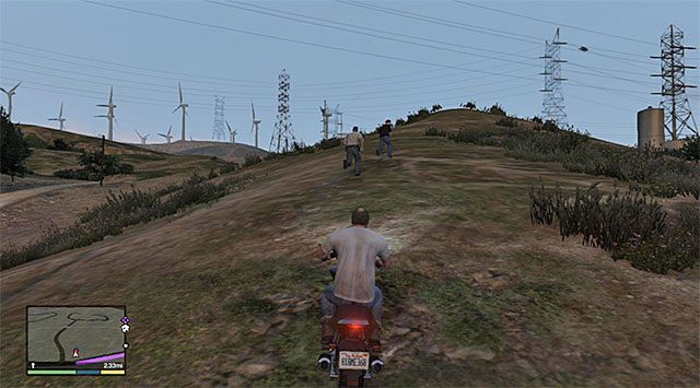 Pomóż kryminaliście atakując ścigającego go policjanta - GTA 5: Aresztowanie 1, 2 - Przypadkowe zdarzenia - solucja - GTA 5 - poradnik do gry