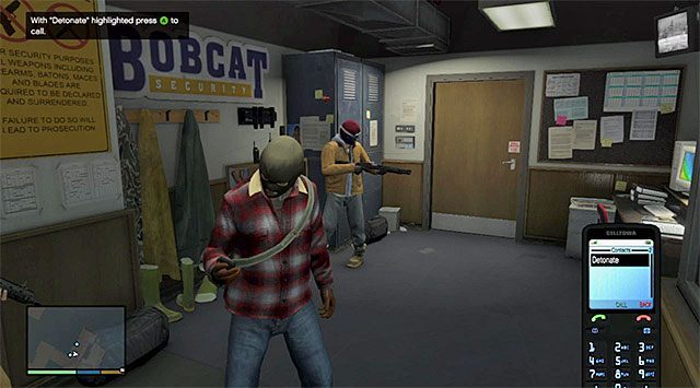Do zdetonowania ładunku musisz użyć telefonu - GTA 5: Prolog - solucja - GTA 5 - poradnik do gry
