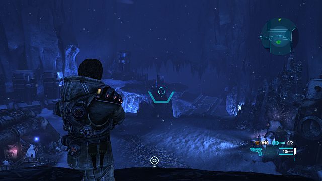 Po wyjściu z bazy i przejściu kilku metrów otrzymasz możliwość wysiadania z mecha [E] - Misja 1 - Uratuj Larochea | Opis przejścia i zadania poboczne | Lost Planet 3 - Lost Planet 3 - poradnik do gry