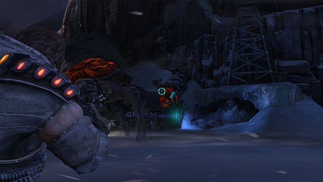 Pamiętaj, aby cały czas pozostawać w ruchu i wykonywać uniki - Misja 3 - Stacja przekaźnikowa | Opis przejścia i zadania poboczne - Lost Planet 3 - poradnik do gry