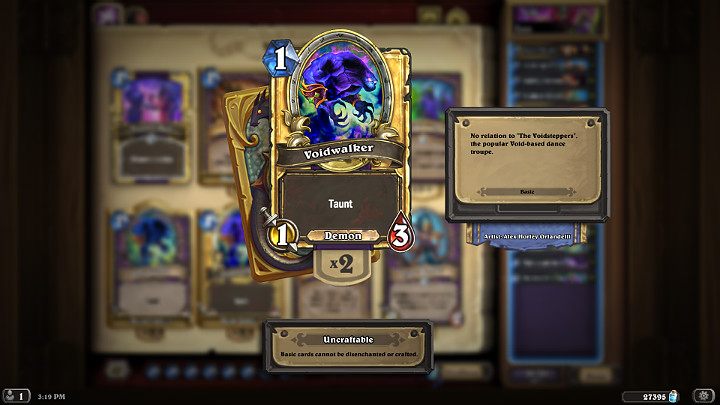 W trakcie walki o kontrolę nad planszą warto pamiętać, że Magiczny Dywan przydziela jednostkom o koszcie Many 1 dodatkowe wzmocnienie w postaci +1 punktu ataku oraz zdolność Zrywu dzięki czemu w swojej turze możesz wyeliminować kilka jednostek przeciwnika używając do tego mniej istotnych jednostek - Hearthstone Popioły Rubieży: Czarnoksiężnik - dobra talia - Hearthstone: Heroes of Warcraft - porady i polecane decki