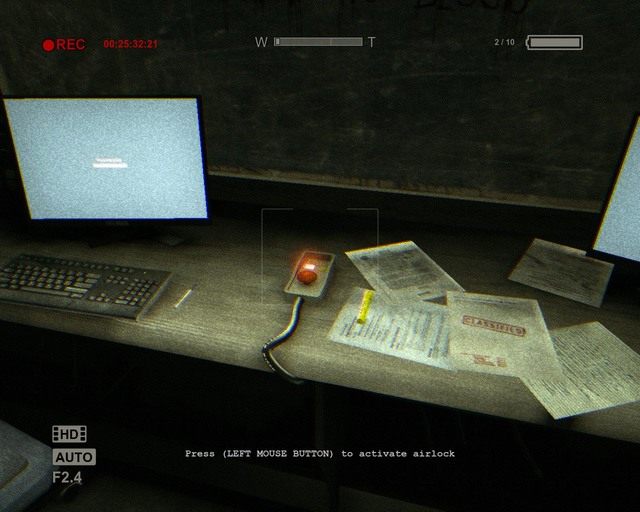 Przycisk w sterowni, który odblokowuje następną komorę - Prison Block | Solucja Outlast - Outlast - poradnik do gry