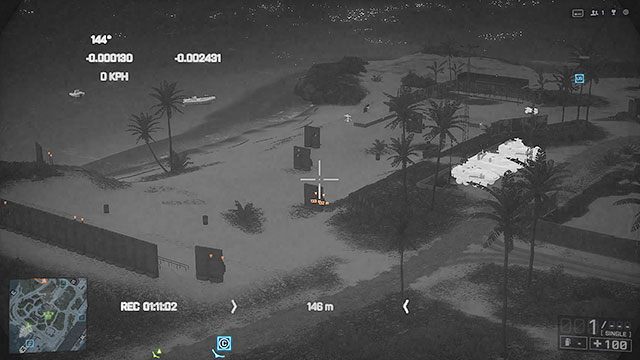 Po rozstawieniu MAVa na polu walki, zwiadowca może przejść w tryb zdalnego sterowania za pomocą specjalnej konsoli - Zwiadowca w Battlefield 4 | Klasy postaci - Battlefield 4 - poradnik do gry