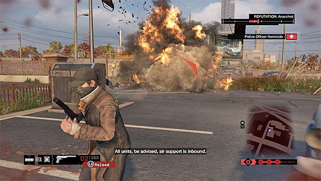 Warto szukać wybuchowych obiektów do zhakowania i pomagać sobie granatami - Walka na odległość i w zwarciu | Walka w Watch Dogs - Watch Dogs 1 - poradnik do gry