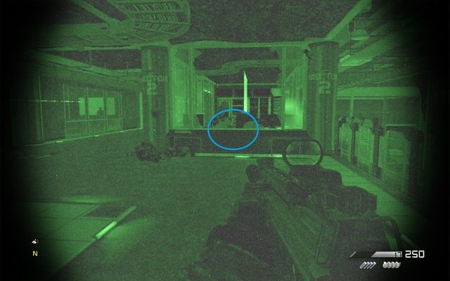 Dane wywiadowcze znajdują się w oznaczonym pomieszczeniu. - Dane wywiadowcze (10-18) | Dane wywiadowcze | Call of Duty Ghosts - Call of Duty: Ghosts - poradnik do gry