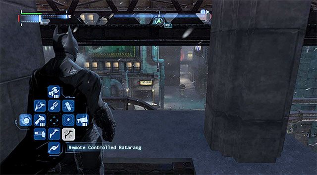 Rozpocznij na wschód od sekretu, ustawiając się na klatce wbudowanej w jedną z wyżej położonych półek - Plik z danymi 17 (Dzielnica brylantów) - Batman: Arkham Origins - poradnik do gry