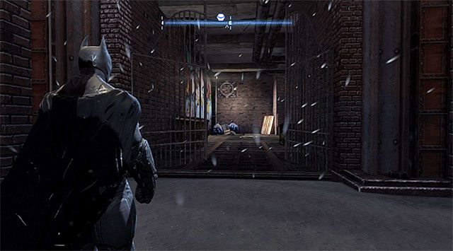 Do kanałów prowadzi również pokazany na powyższych screenach kolejny właz, który zlokalizowany jest w północnej części dzielnicy Burnley - Dzielnica Burnley - wejścia do komisariatu policji oraz kanałów - Batman: Arkham Origins - poradnik do gry