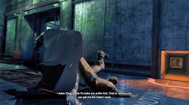 Zaatakuj przeciwnika gdy ten ustawi się przy wyjściu z szybu - Powstrzymaj Jokera #2 - główna sala - Batman: Arkham Origins - poradnik do gry