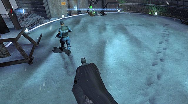 Wartownik na lądowisku - Przedostań się do komisariatu policji od strony dachu - Batman: Arkham Origins - poradnik do gry