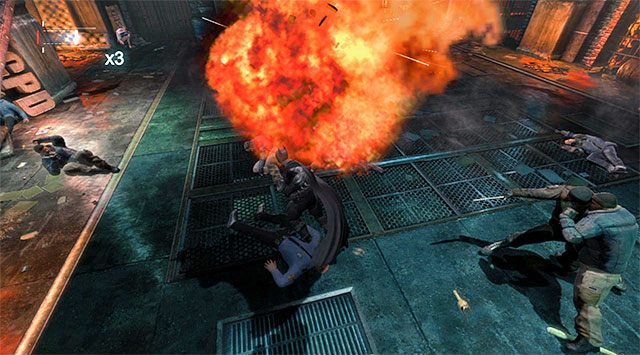 Warto detonować butle z propanem, zadając wrogom spore obrażenia - Uzyskaj dostęp do serwerów policji - powrót do serwerowni - Batman: Arkham Origins - poradnik do gry