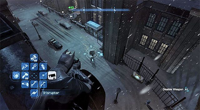 Warto użyć zakłócacza do zablokowania broni palnej - Przeskanuj trupa w kostnicy policyjnej - Batman: Arkham Origins - poradnik do gry