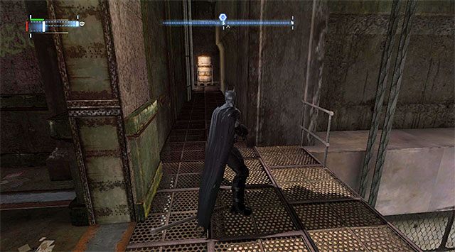 Do znacznika celu misji najlepiej jest zbliżyć się od wschodniej strony, odnajdując pokazany na screenie 1 mostek oraz wejście do budynku - Czarna Maska (Black Mask) - Batman: Arkham Origins - poradnik do gry