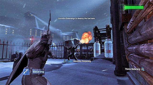 Staraj się trafiać w zbiorniki batarangiem - Killer Croc - Batman: Arkham Origins - poradnik do gry