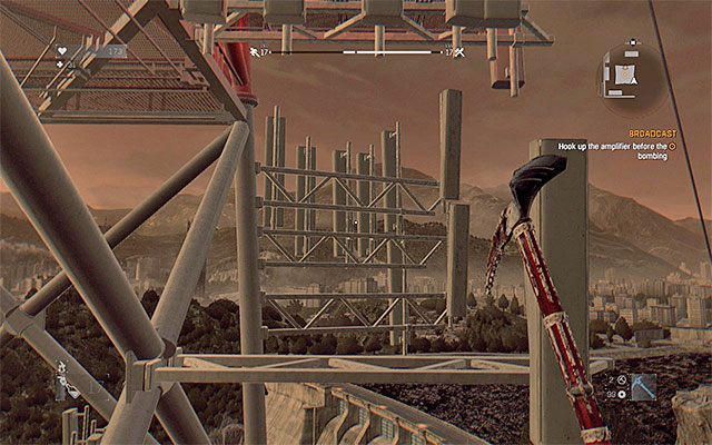 Ostrożnie doskakuj do kolejnych elementów wieży - 13 - Tu Radio Harran (Broadcast) - część 2 | Główne zadania - Antena - Dying Light - poradnik do gry